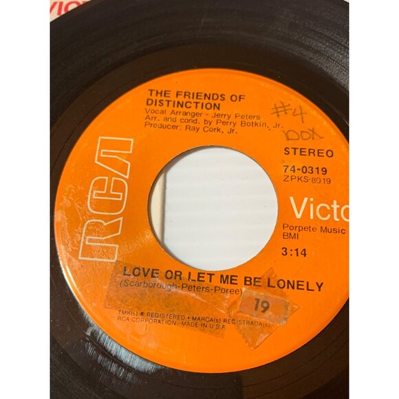 Vintage 7" Vinyl Record: The Friends Of Distinction "Love Or Let Me Be Lonely" & - Picture 2 of 5
